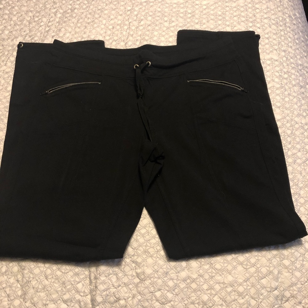 Black pants athletia